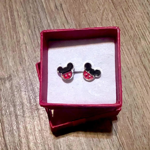 Mickey Mouse Sling Bag & Stud earrings - Picture 2 of 3